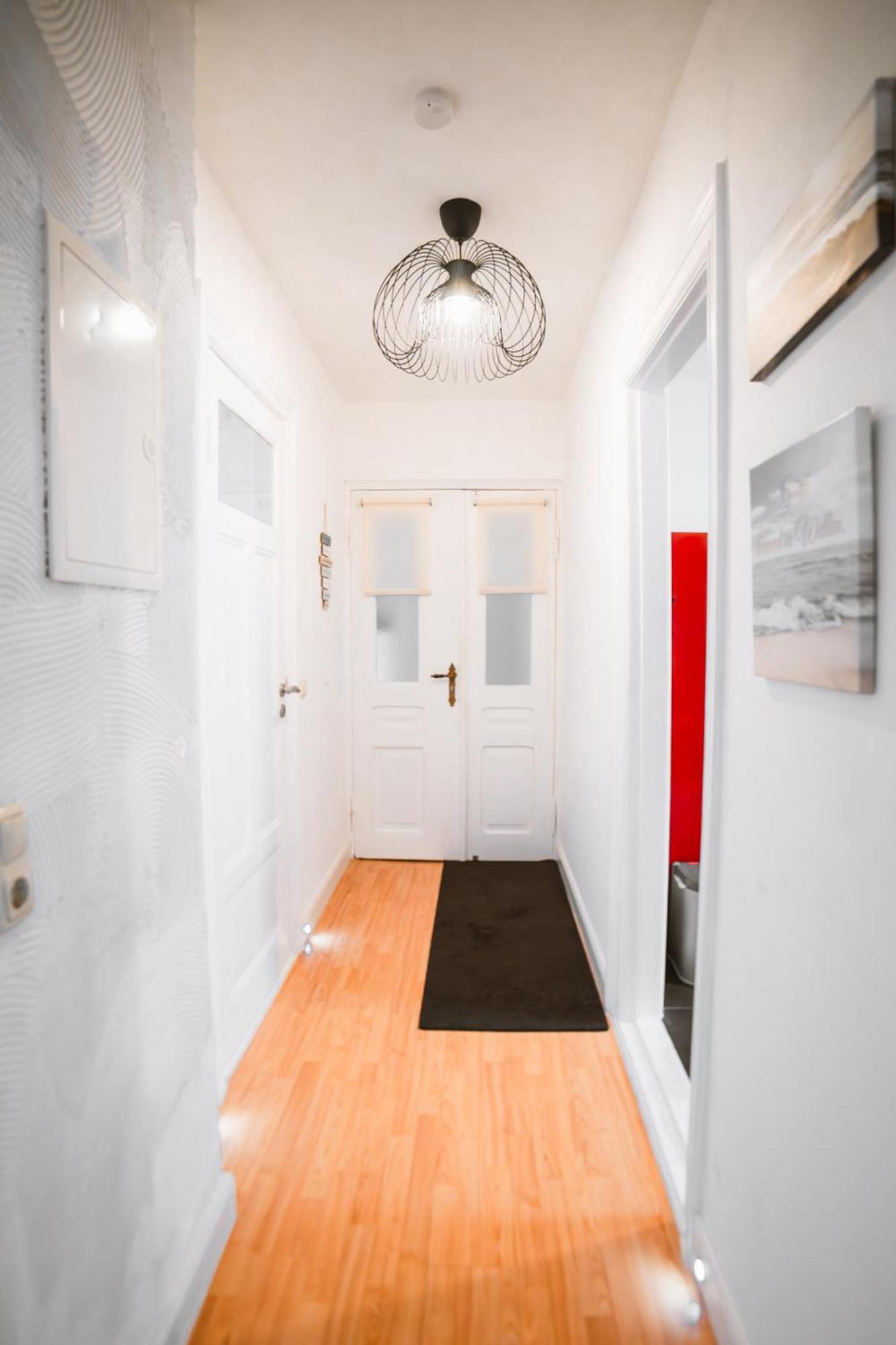 Exklusives Apartment Im Historischen Wohnhaus Mit Kamin, Bad & Viel Platz Бремерхафен Экстерьер фото