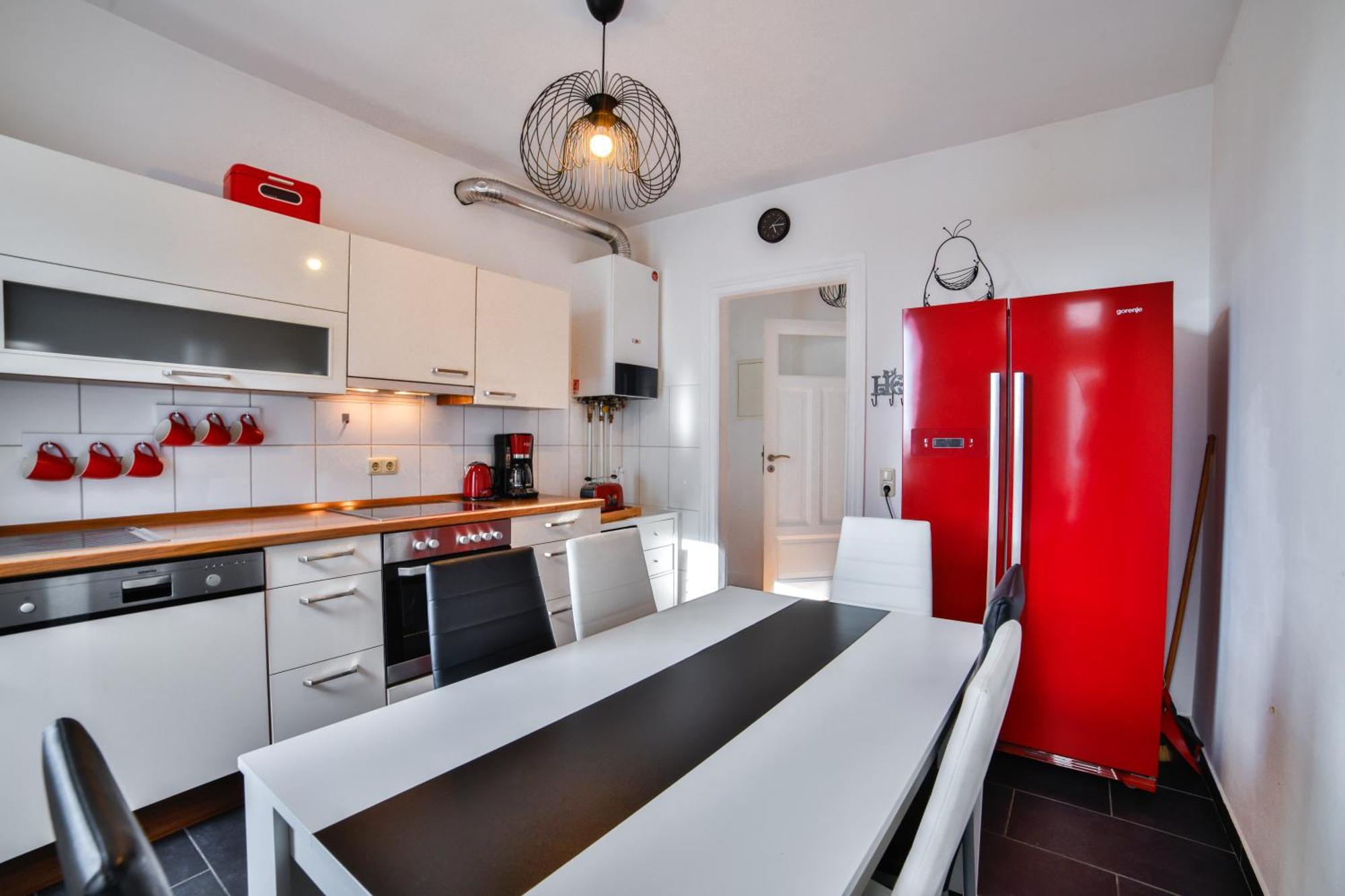 Exklusives Apartment Im Historischen Wohnhaus Mit Kamin, Bad & Viel Platz Бремерхафен Экстерьер фото